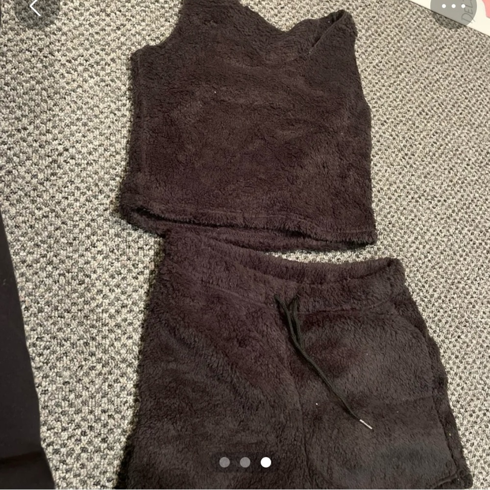 Cardigan tank and short black Sherpa set